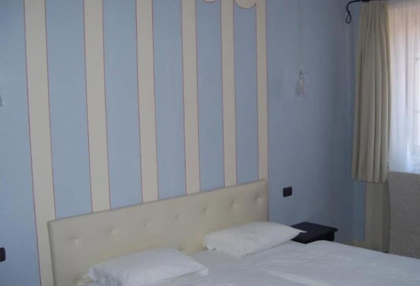 هتل Casa Arizzoli