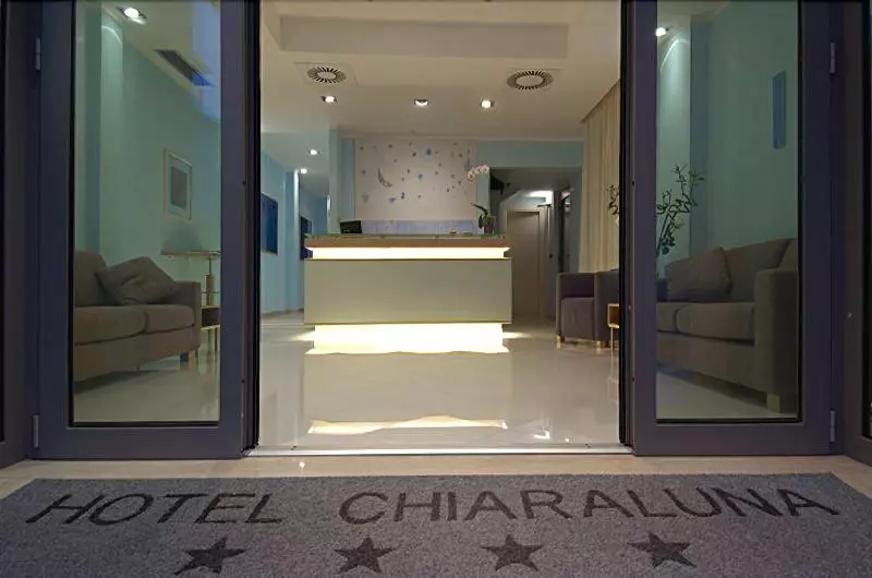 ホテル Chiaraluna