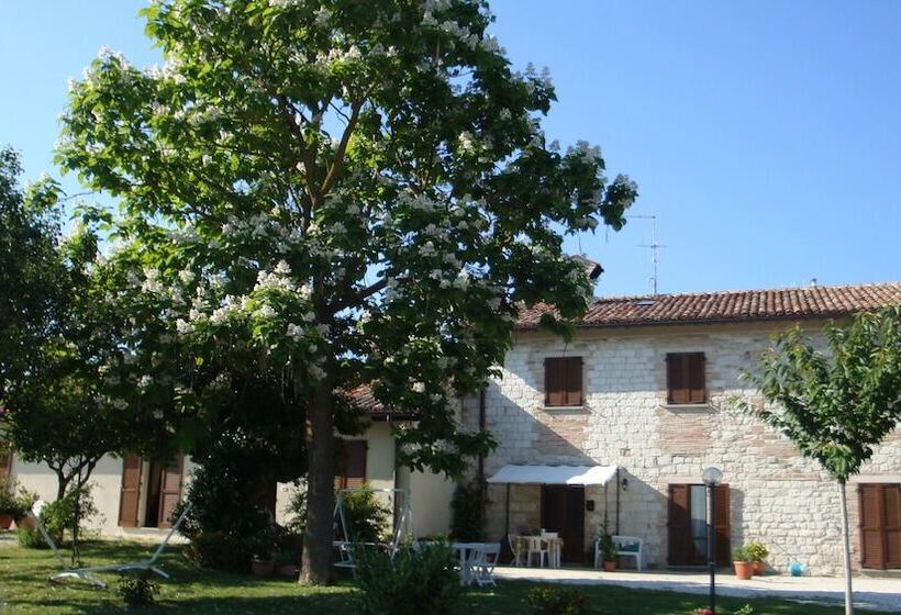 בית מלון כפרי Fontecese Bed And Breakfast