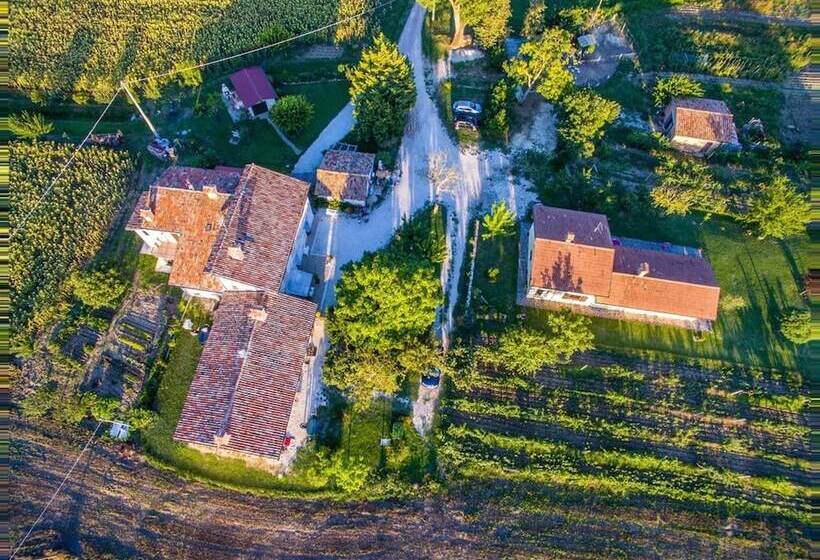 בית מלון כפרי Fontecese Bed And Breakfast