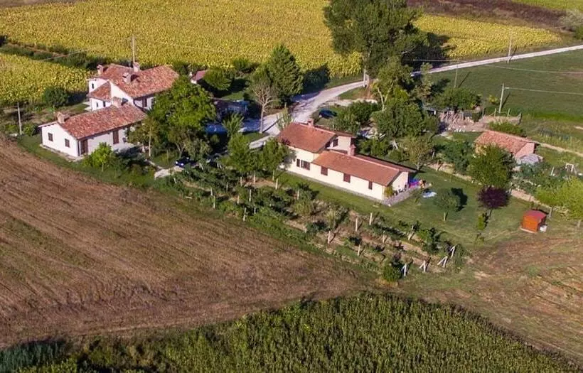 هتل Fontecese Bed And Breakfast