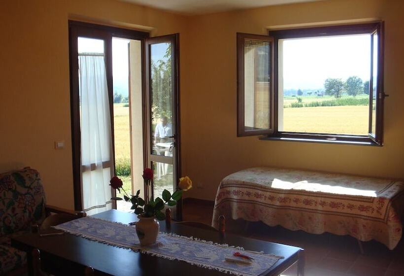 בית מלון כפרי Fontecese Bed And Breakfast