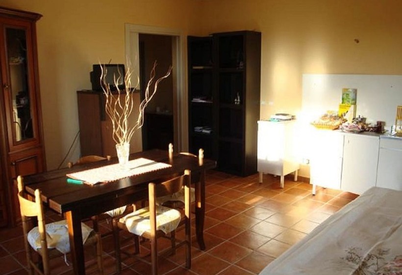 בית מלון כפרי Fontecese Bed And Breakfast