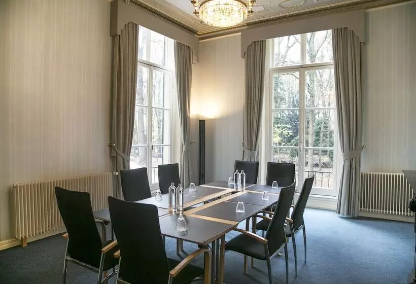 Hotelli Landgoed Oud Poelgeest   Leiden