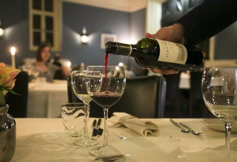Hotelli Landgoed Oud Poelgeest   Leiden