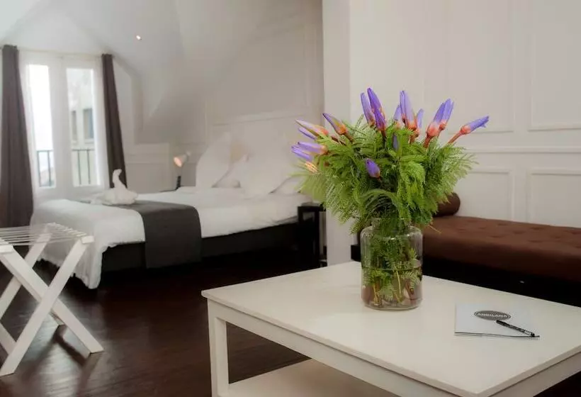 هتل Maison Des Cotonniers