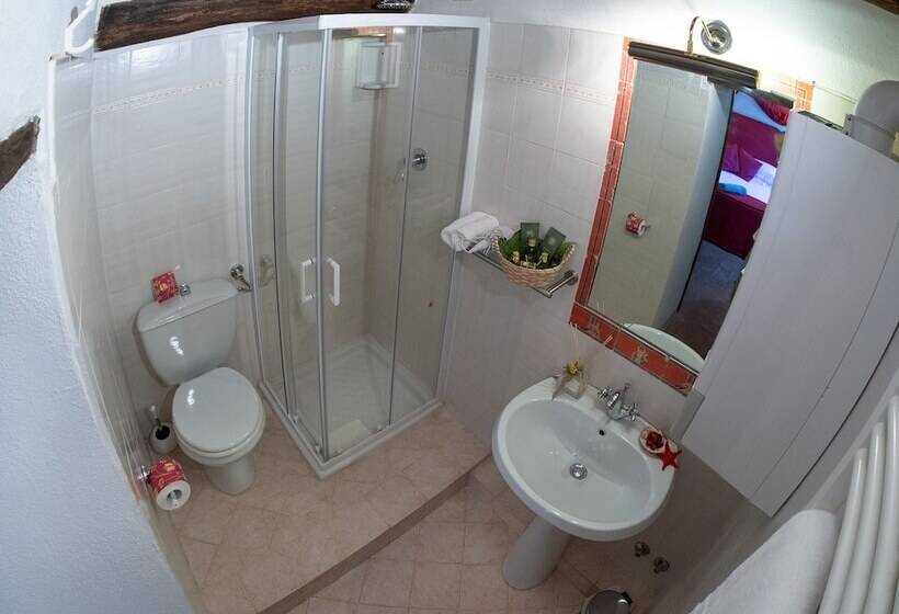 هتل Monastero San Silvestro