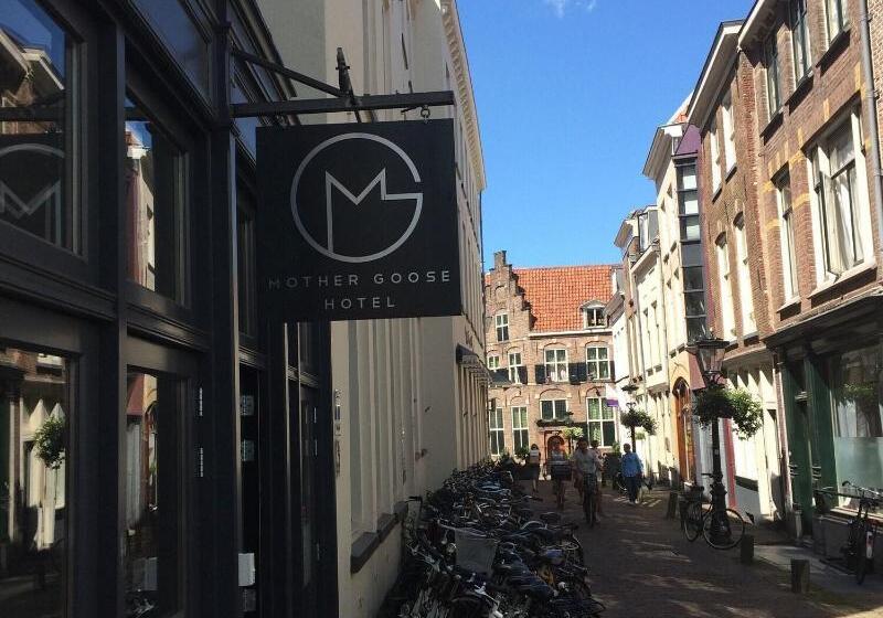 فندق Mother Goose