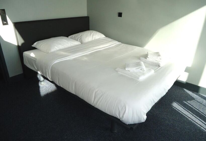 Отель Oostereiland