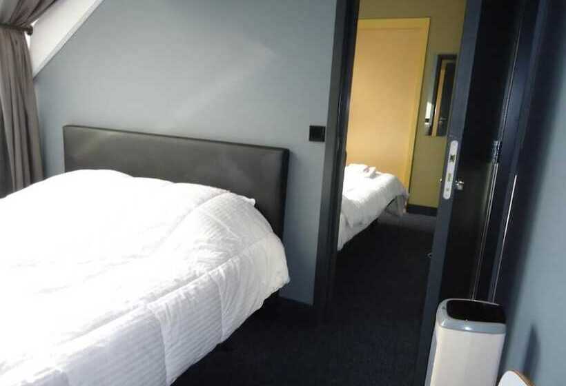 Отель Oostereiland