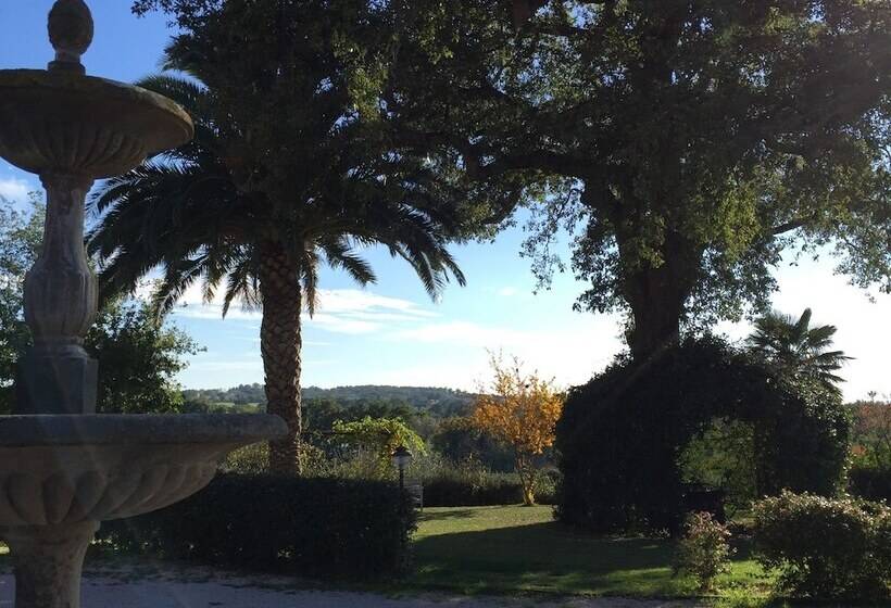 ホテル Podere La Branda