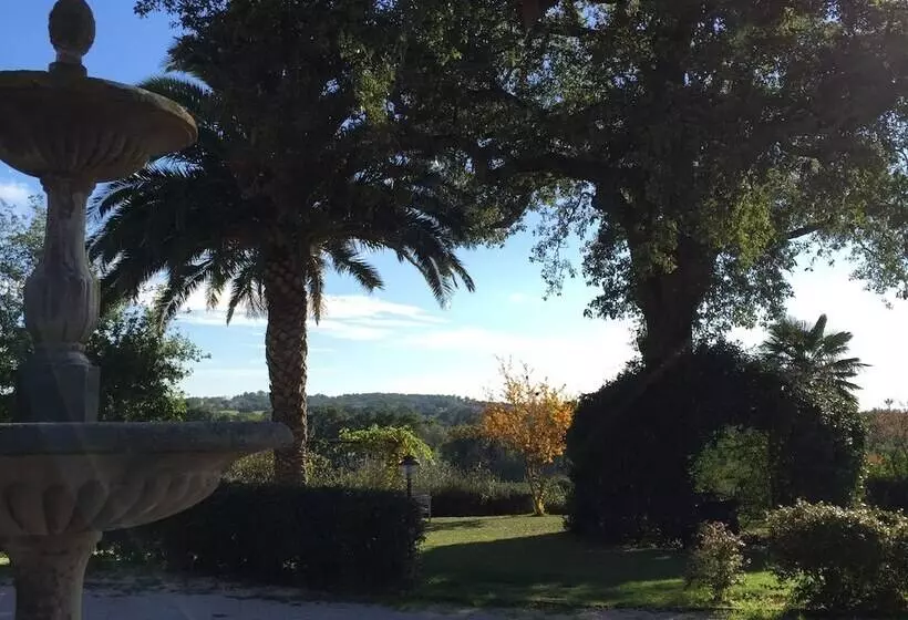 ホテル Podere La Branda