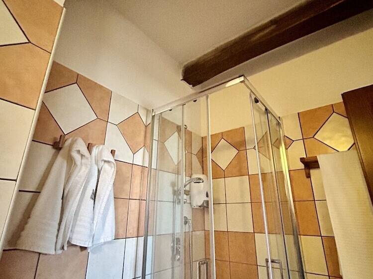 ホテル Podere La Branda