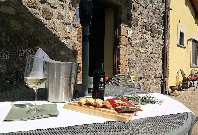 ホテル Podere La Branda
