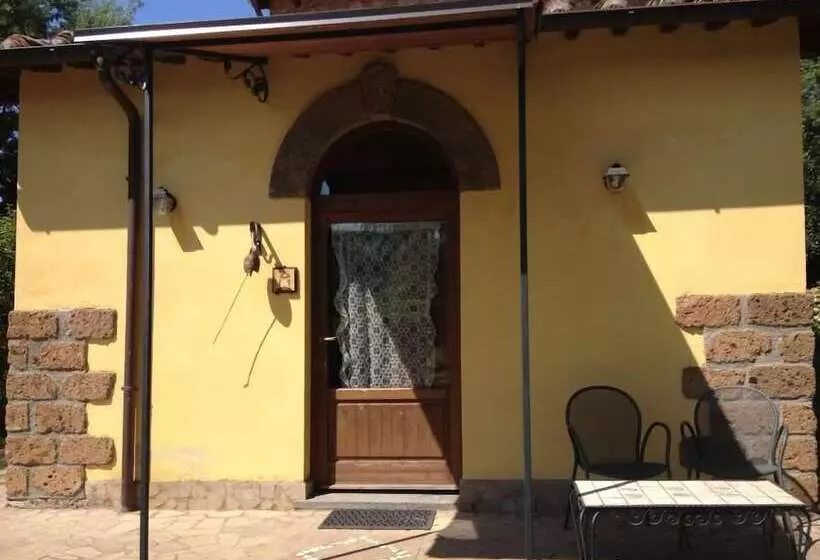 ホテル Podere La Branda