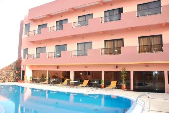 Hotel Iman