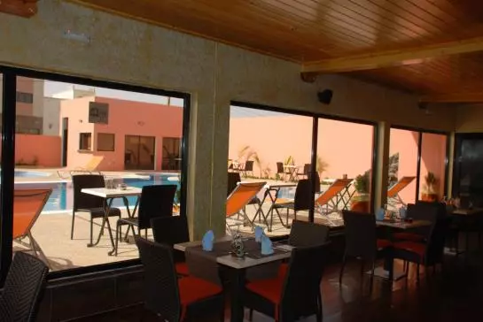 Hotel Iman