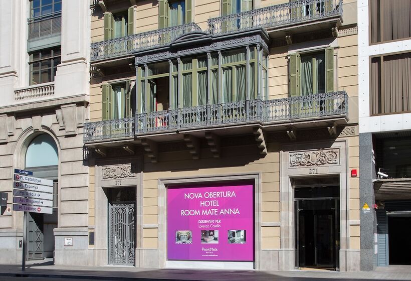 هتل Room Mate Anna