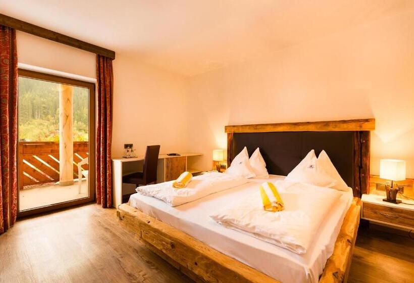 فندق Schneeberg Family Spa Resort