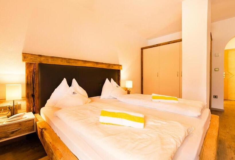 فندق Schneeberg Family Spa Resort