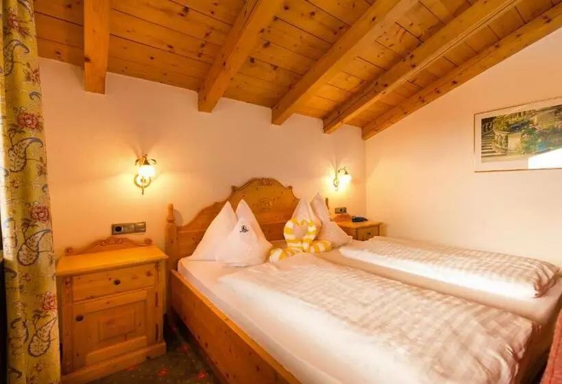 ホテル Schneeberg Family Spa Resort