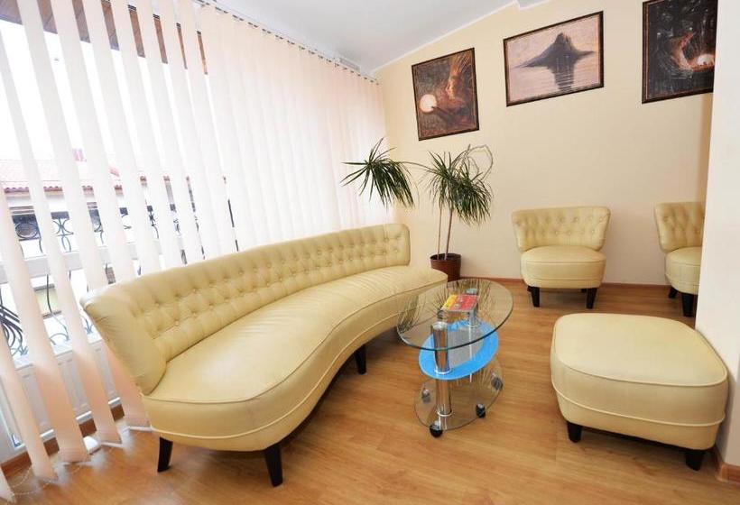 هتل Sveciu Namai Klaipeda Inn