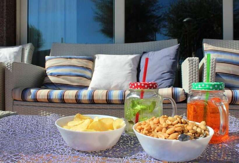 ホテル Touring Misano Adriatico