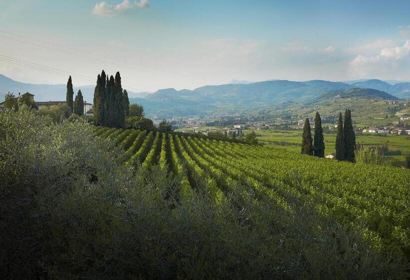 Hotelli Villa Archi B&b