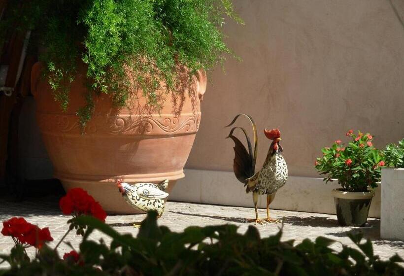 Hotelli Villa Archi B&b