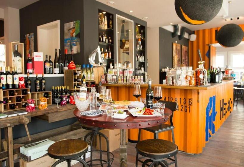 Отель 54° Nord