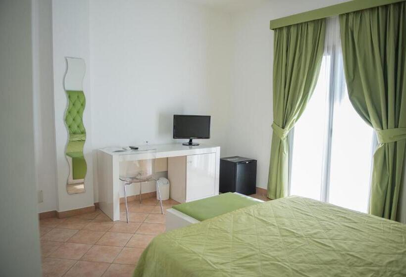 Отель Caluna Charme