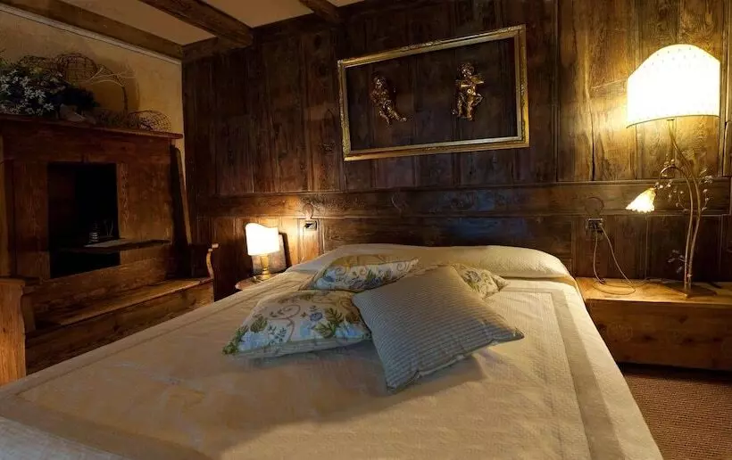 ホテル Chalet La Meridiana