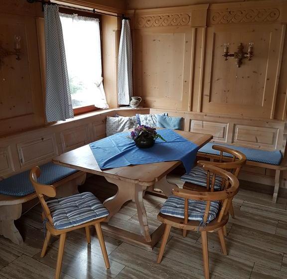 Hotelli Garni Saeulner-hof