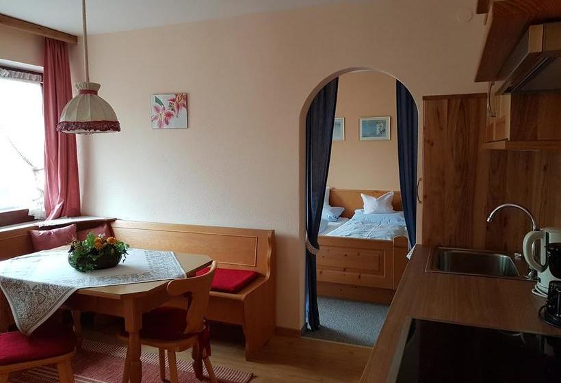 Hotelli Garni Saeulner-hof