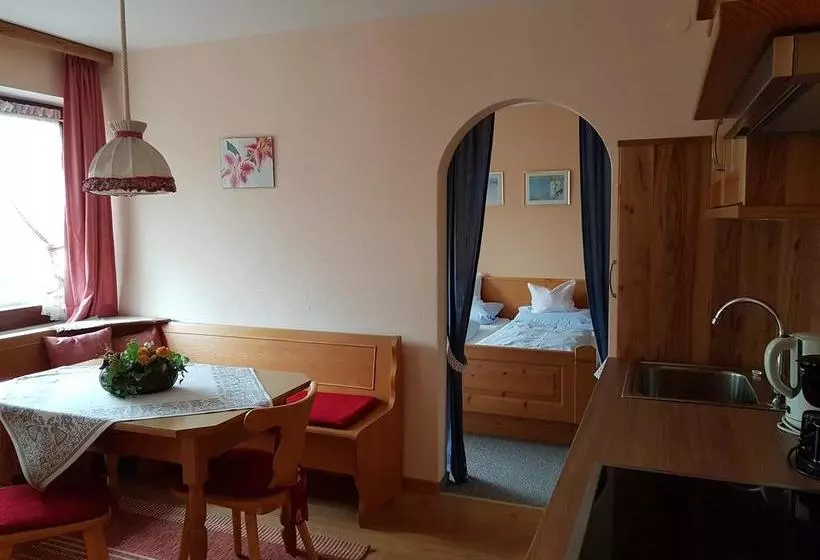 Hotel Garni Saeulner-hof