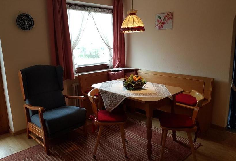 Hotelli Garni Saeulner-hof