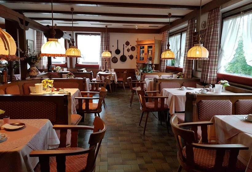 Hotelli Garni Saeulner-hof