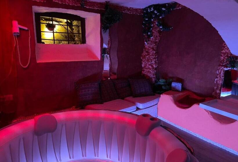 Отель Gasthaus Luggwirt