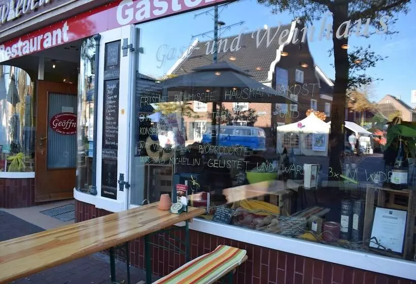 ホテル Gastund Weinhaus Zwiebelturm