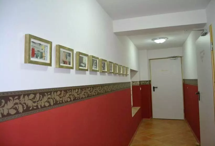 ホテル Gastund Weinhaus Zwiebelturm