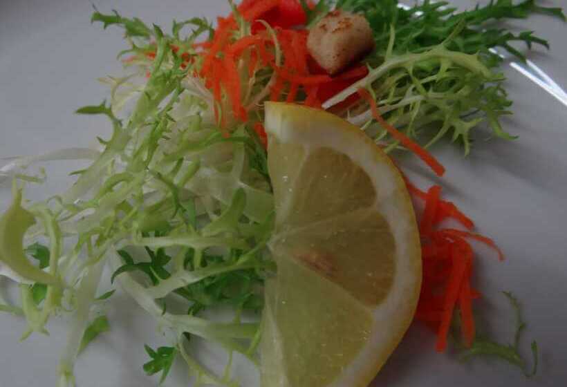 Отель Gastund Weinhaus Zwiebelturm