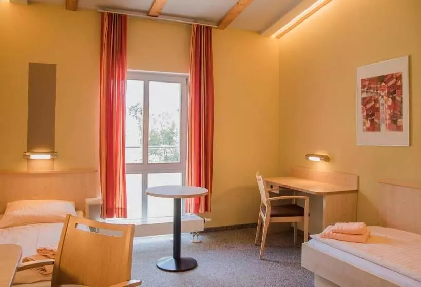 Hotelli Forum Grillensee