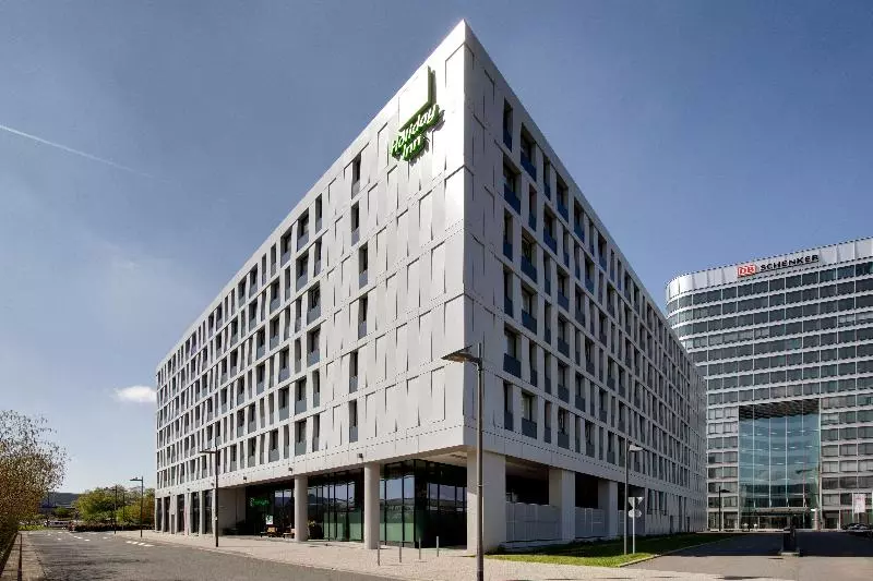 ホテル Holiday Inn Frankfurt Airport, An Ihg