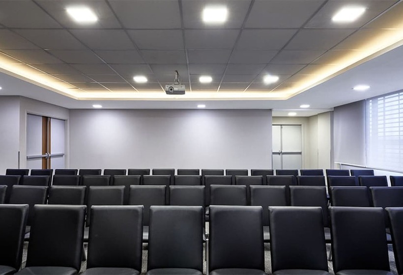 בית מלון כפרי Intercity Porto Maravilha