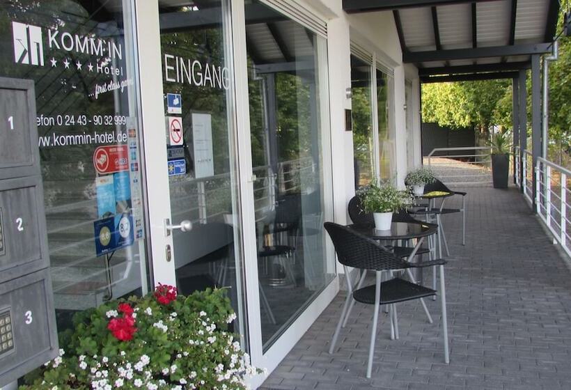 Отель Komm In