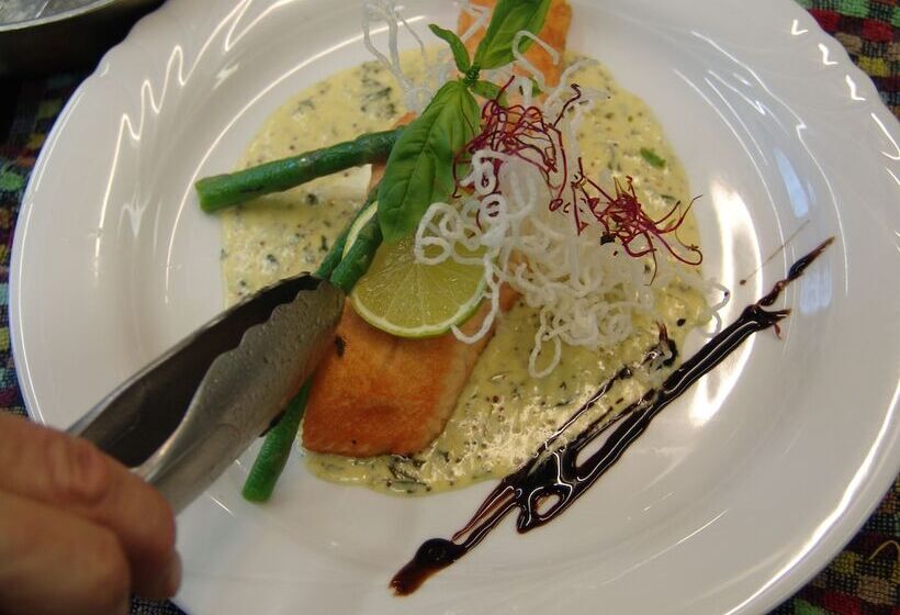 فندق Landhaus Sassenhof