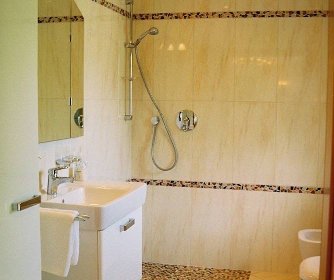 فندق Landhaus Sassenhof