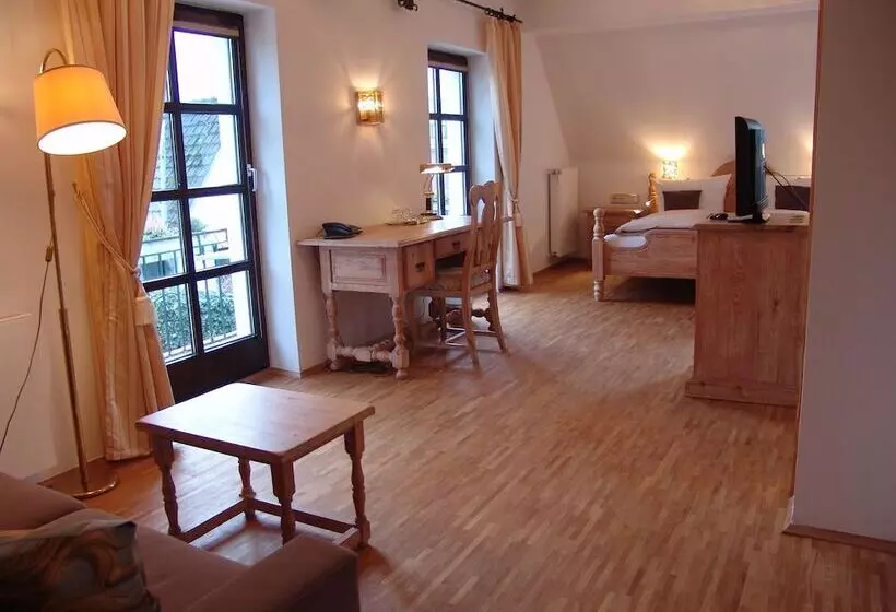 Hotelli Landhaus Sassenhof