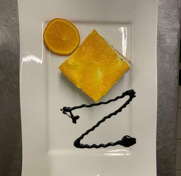 בית מלון כפרי Und Restaurant Zeus