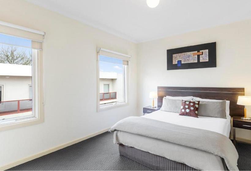 Hawthorn Gardens Serviced Apartments
